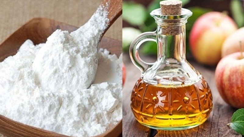 Làm trắng răng bằng baking soda và giấm táo
