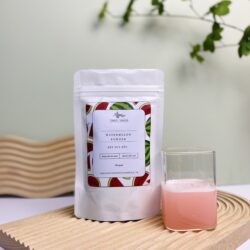 Bột nước ép dưa hấu khi pha với nước sẽ có được ly nước ép dưa hấu tự nhiên